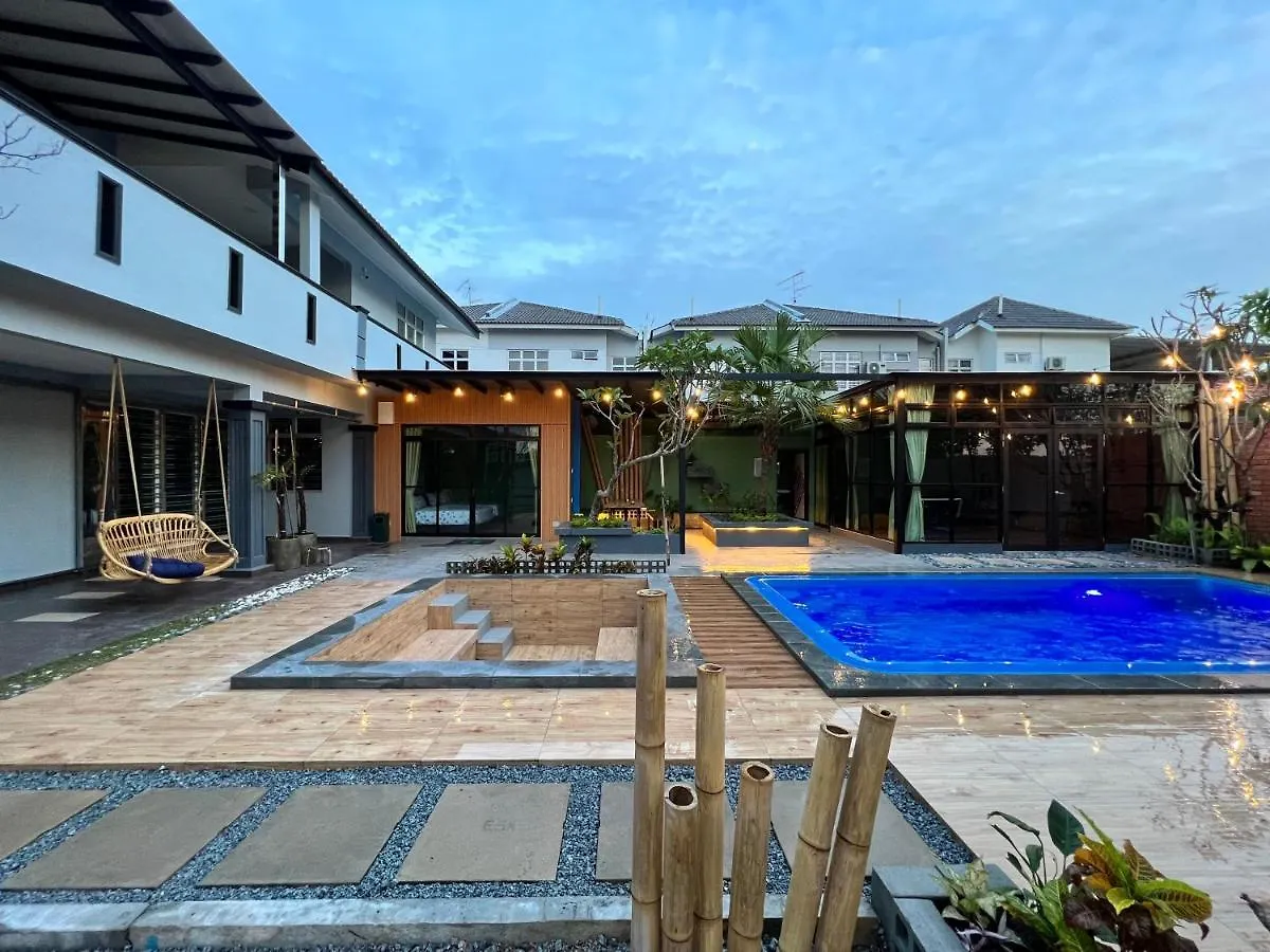 The Uniique Haus - Johor 1St Staycation Water Dining Experience 조호르 바루